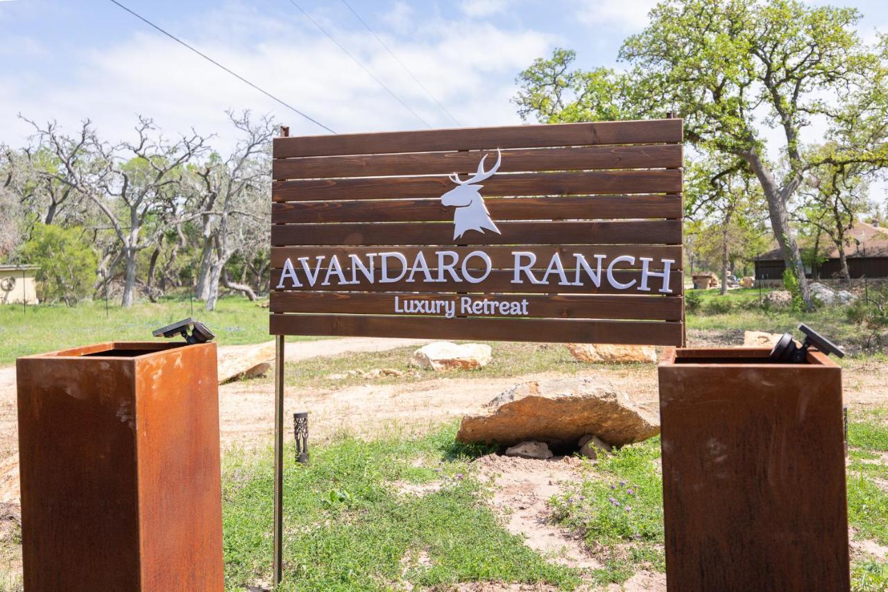 Romantic Tiny Luxury Retreat W Heated Pool, Sauna N Outdoor Shower In Wimberley 10 Acres Exterior photo